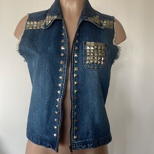 DKNY Jeans, studded, distressed sleeves , Pocket Size Medium VEST